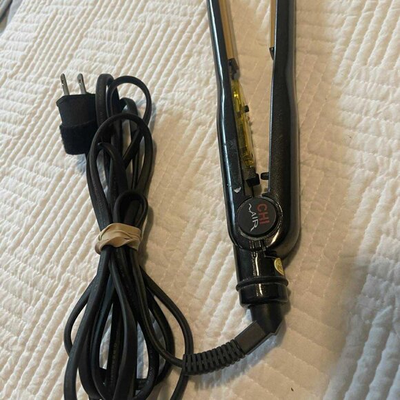 Chi Air Flat Iron - Picture 1 of 4